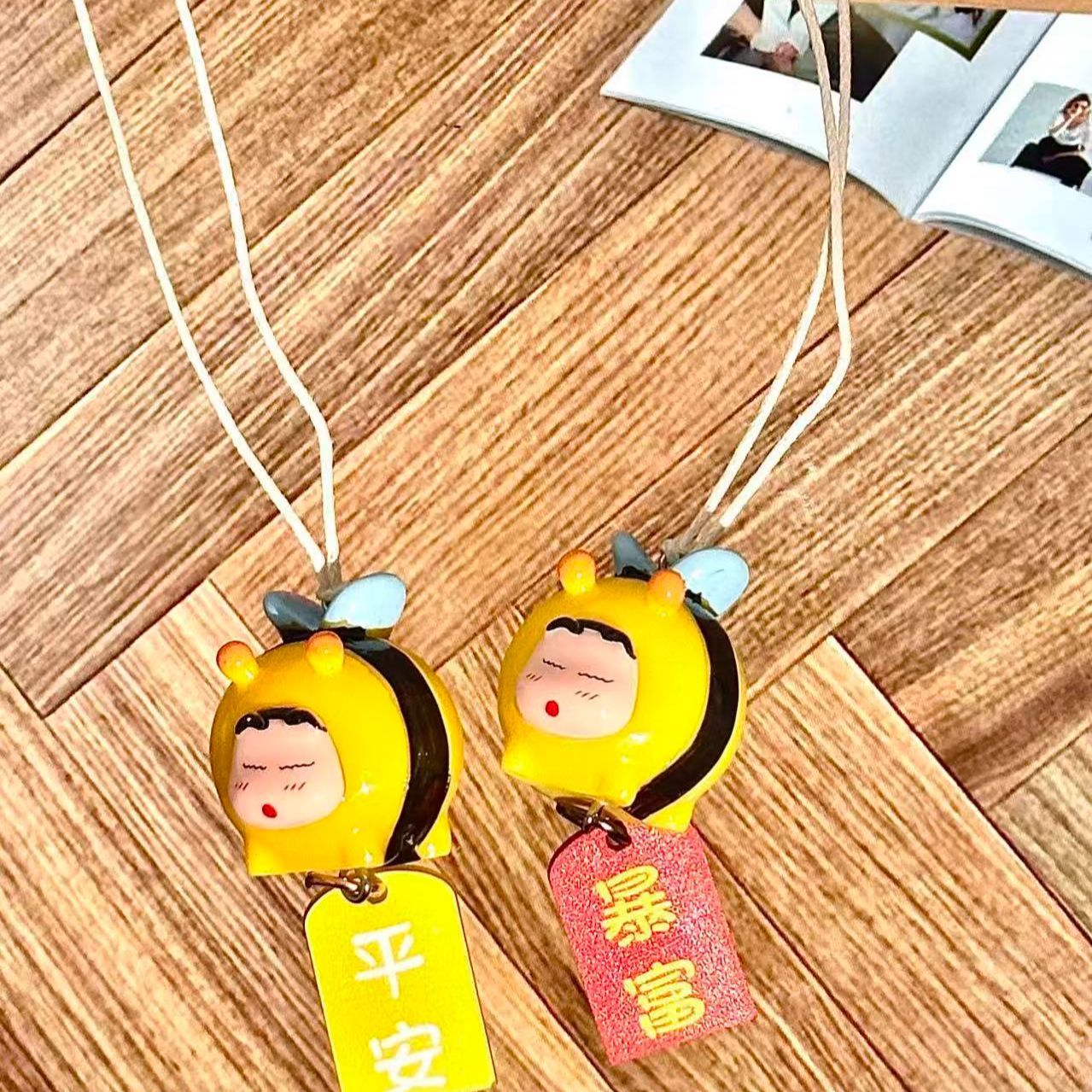 Crayon Shin-chan Bee Cosplay F - Car Accessories Parts ulasan dan harga